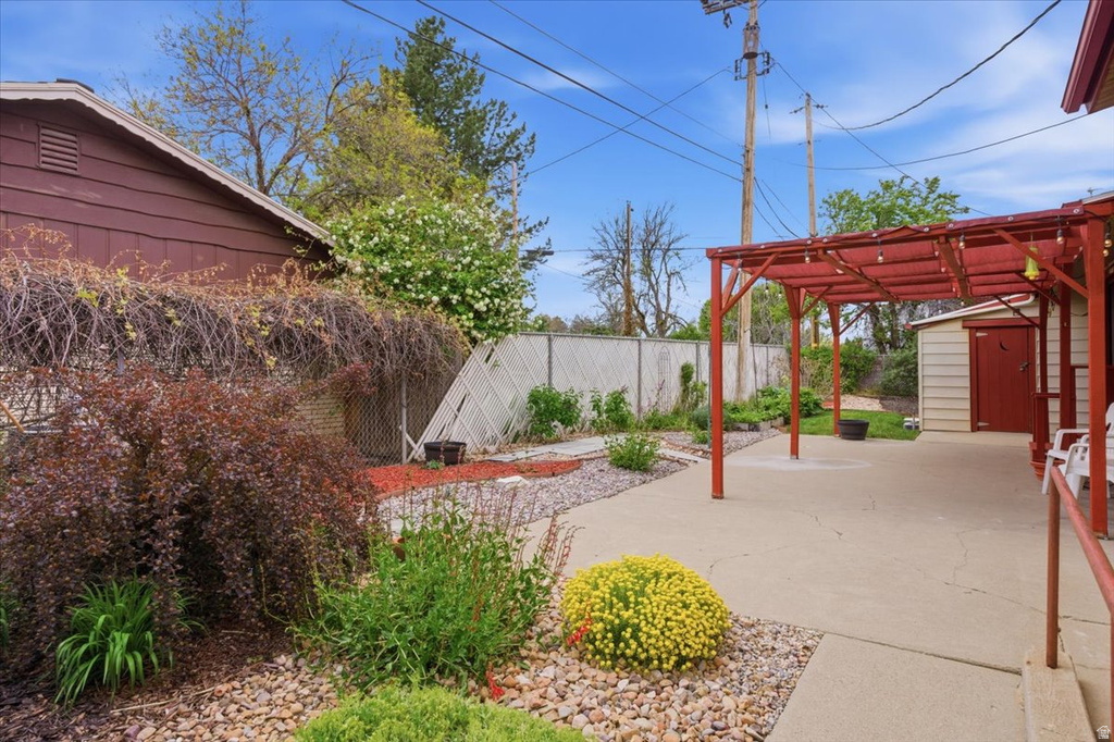 211 W 5250 S Washington Terrace, UT 84405