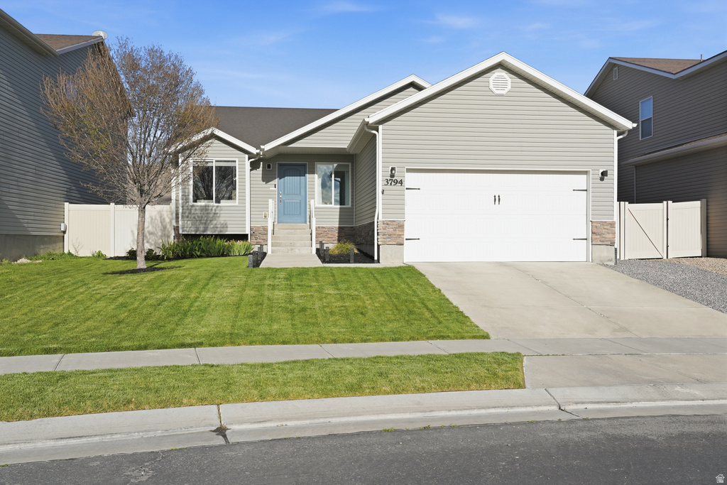 3794 N TUMWATER LN Eagle Mountain, UT 84005