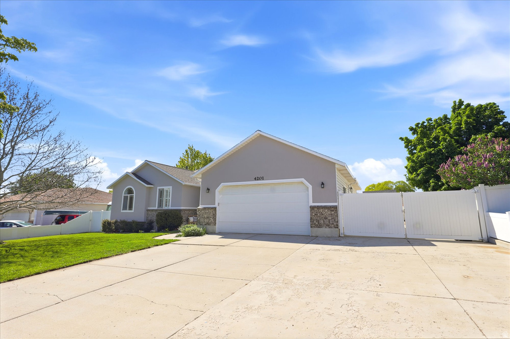 4201 W 9580 S South Jordan, UT 84009