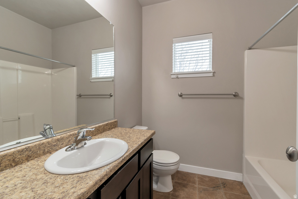 3766 W PERIWINKLE DR South Jordan, UT 84095