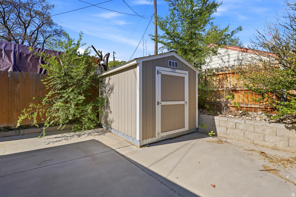 535 W SPACERAMA DR Murray, UT 84123