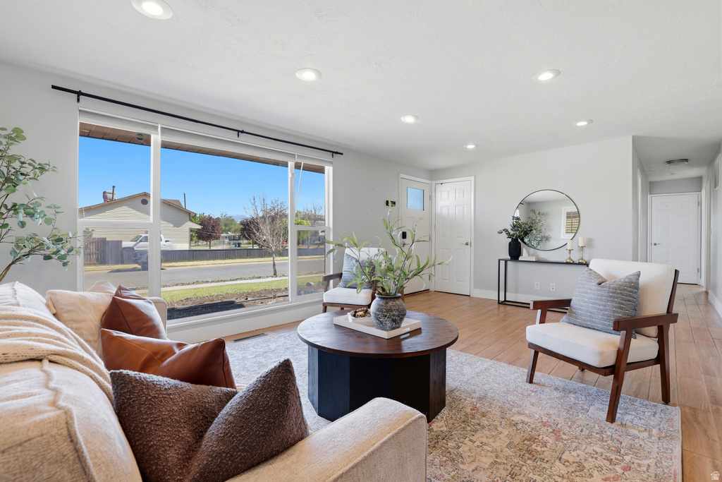 535 W SPACERAMA DR Murray, UT 84123