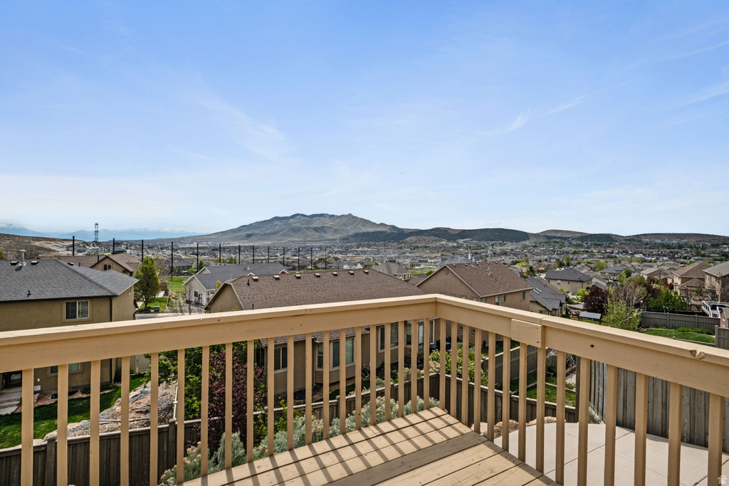 9096 N CLUBHOUSE LN Eagle Mountain, UT 84005