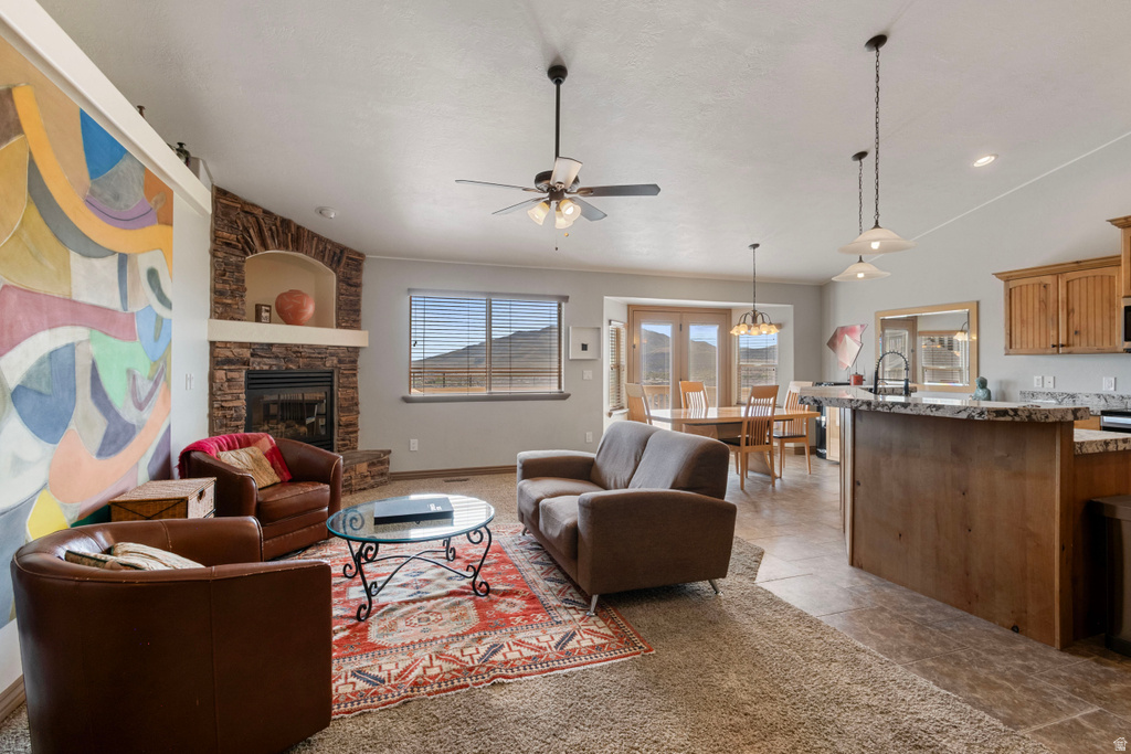 9096 N CLUBHOUSE LN Eagle Mountain, UT 84005