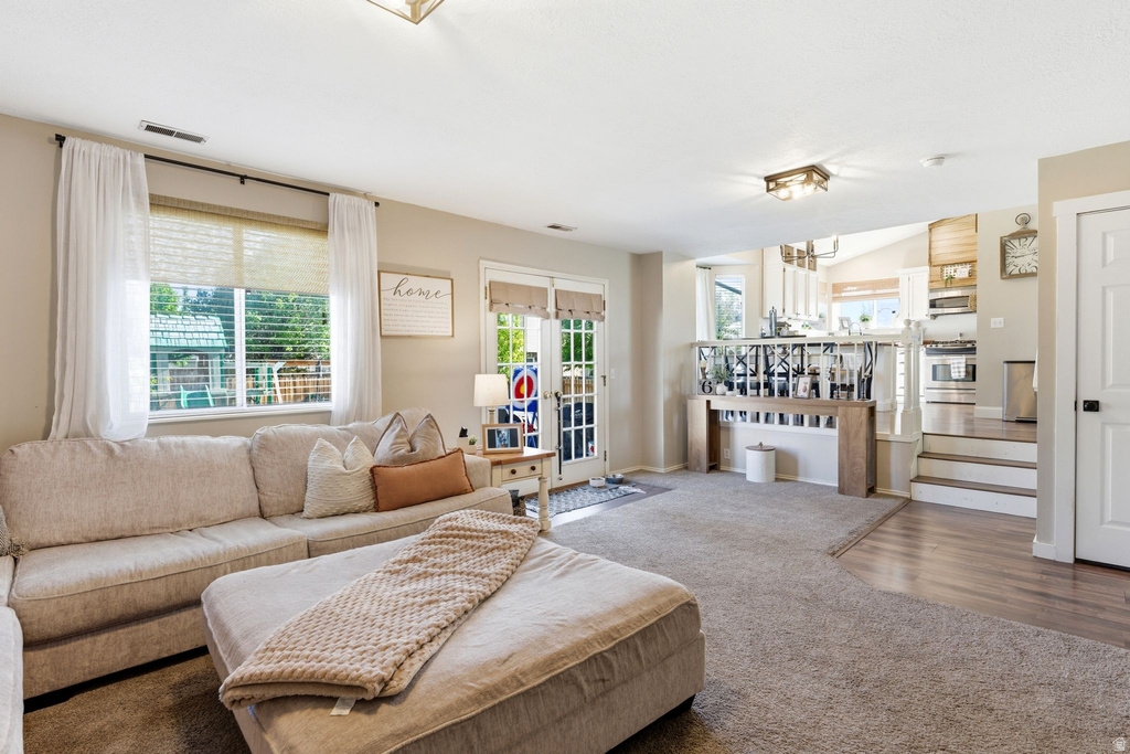 5372 W TICKLEGRASS RD West Jordan, UT 84081