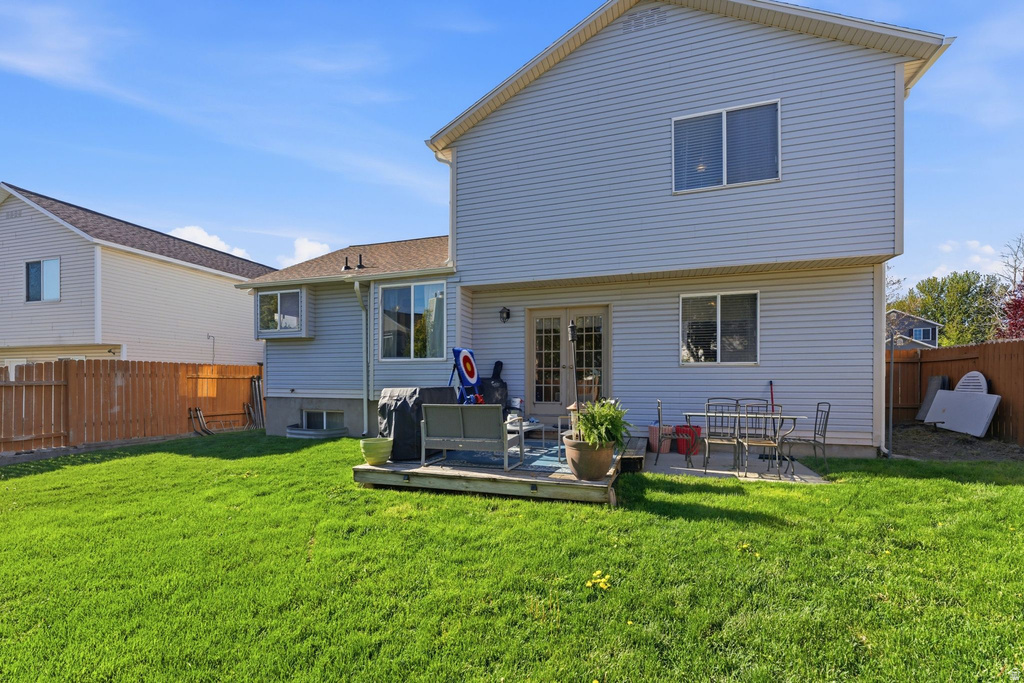 5372 W TICKLEGRASS RD West Jordan, UT 84081
