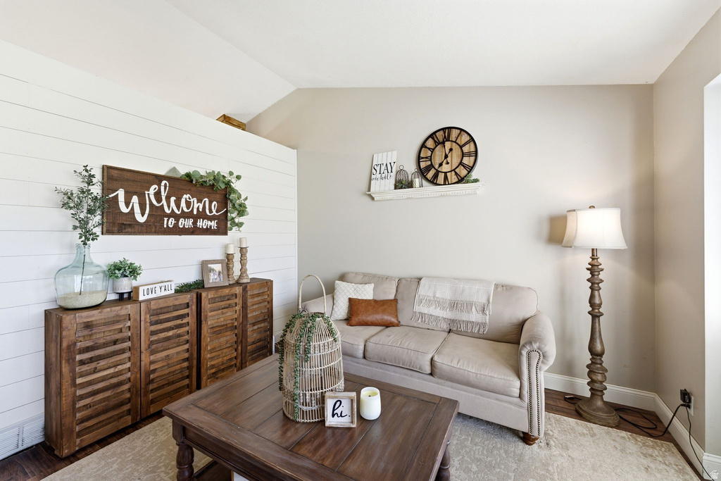 5372 W TICKLEGRASS RD West Jordan, UT 84081