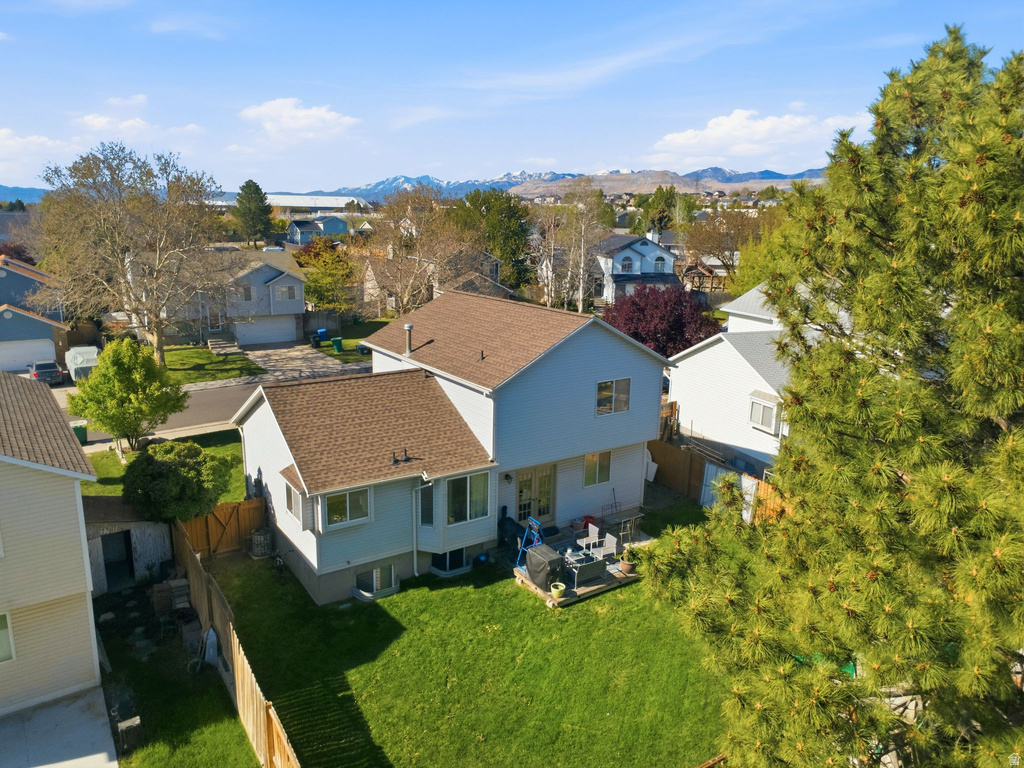 5372 W TICKLEGRASS RD West Jordan, UT 84081