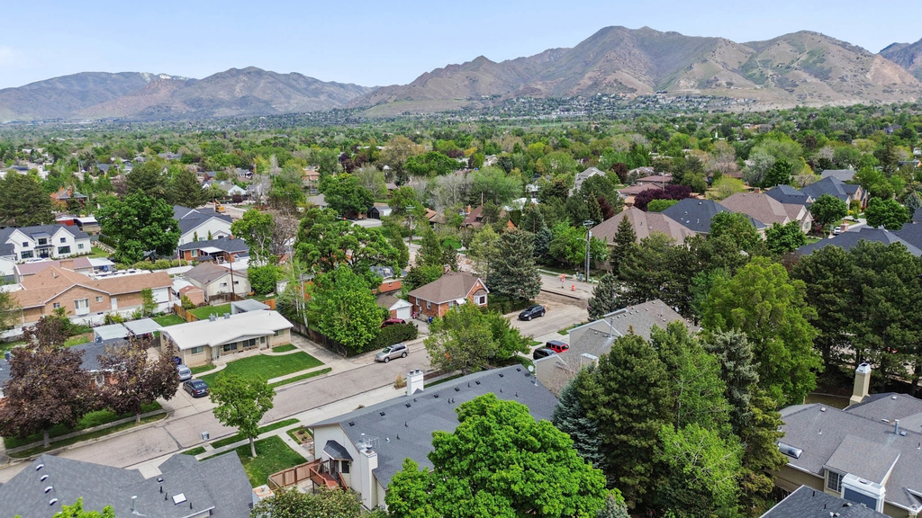 1978 E GREGSON AVE Millcreek, UT 84106