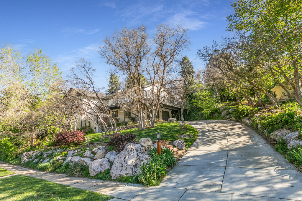 1690 SHOSHONE DR Ogden, UT 84403
