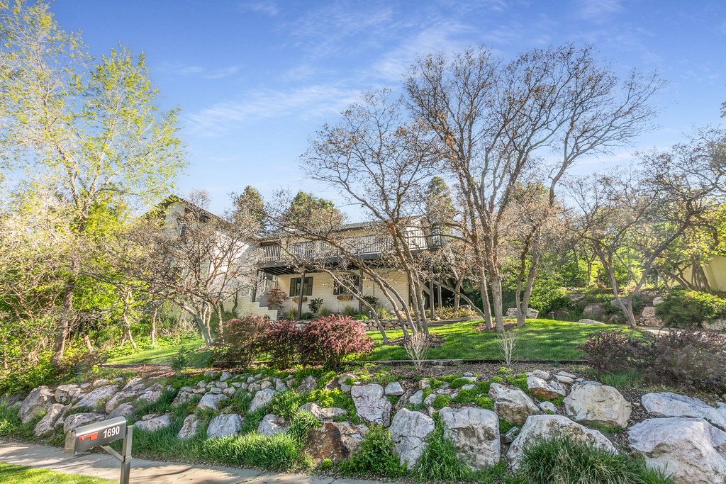 1690 SHOSHONE DR Ogden, UT 84403