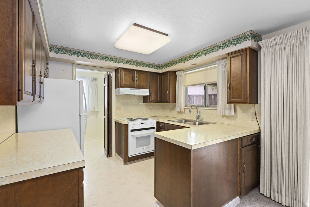 3082 N 425 E North Ogden, UT 84414