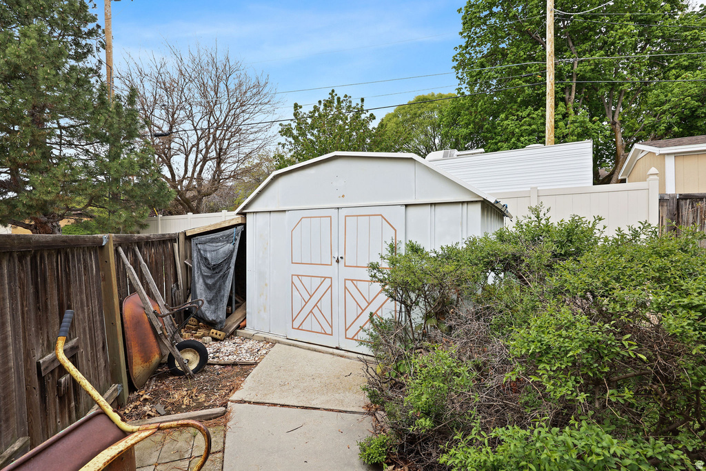 3082 N 425 E North Ogden, UT 84414