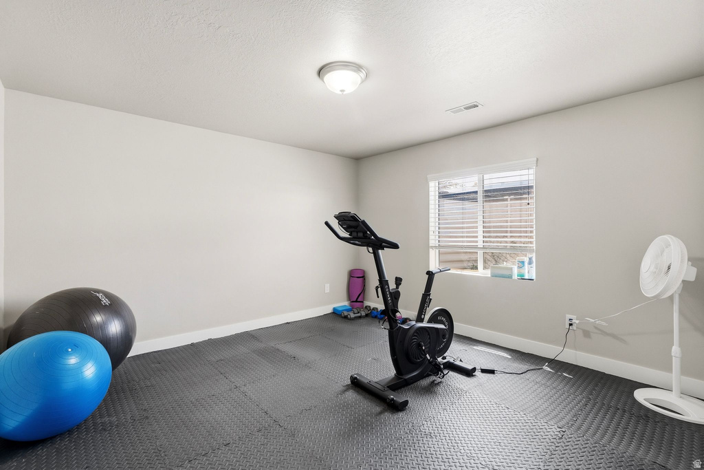 1683 W RIVERTON CHASE DR Riverton, UT 84065
