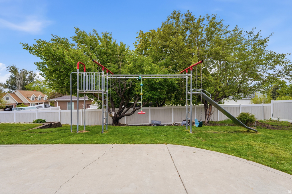 962 S VALLEY VIEW DR Fruit Heights, UT 84037