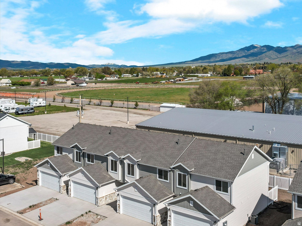 66 CEDAR LN Malad City, ID 83252