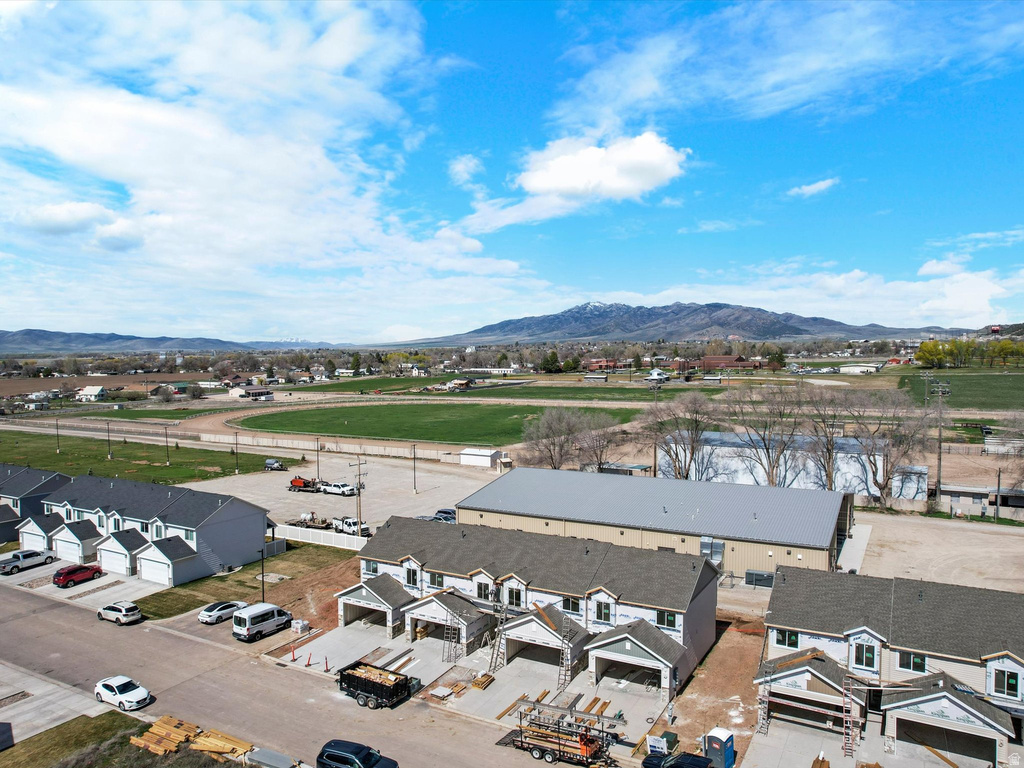 66 CEDAR LN Malad City, ID 83252