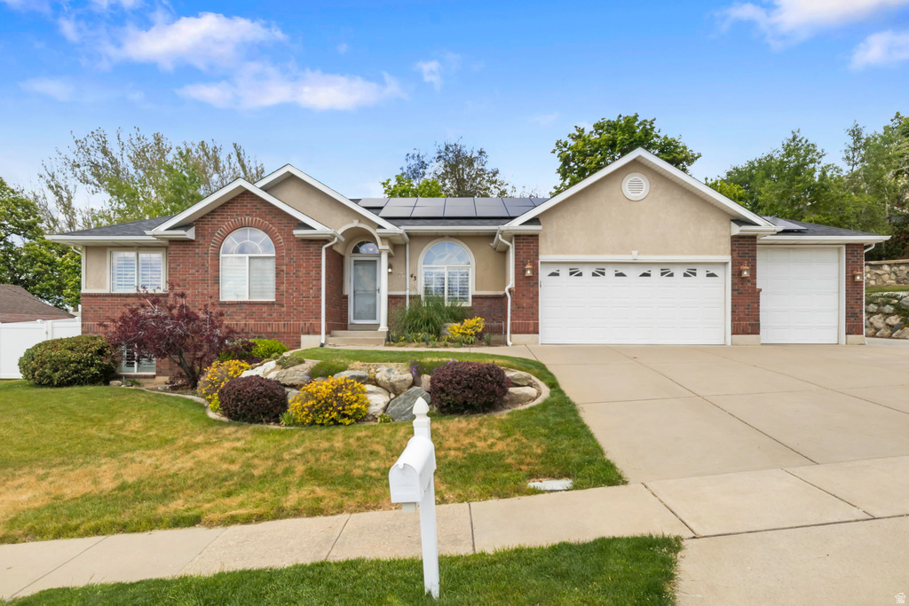 43 E PEACHTREE DR Centerville, UT 84014