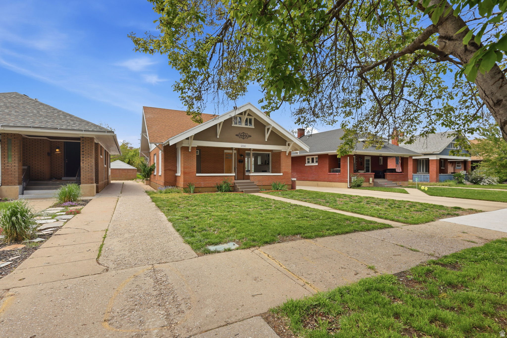 2541 BRINKER AVE Ogden, UT 84401