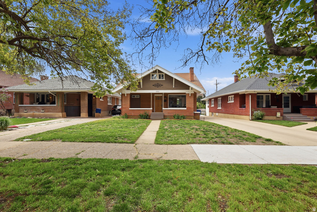 2541 BRINKER AVE Ogden, UT 84401