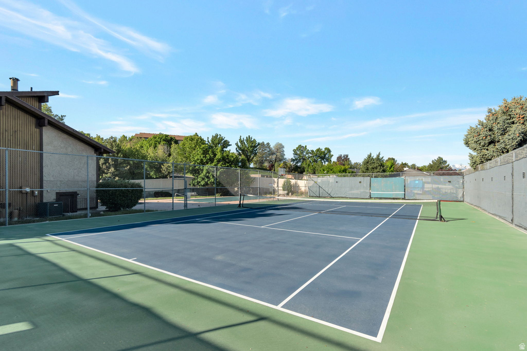 9215 S JEFFERSON CV Sandy, UT 84070