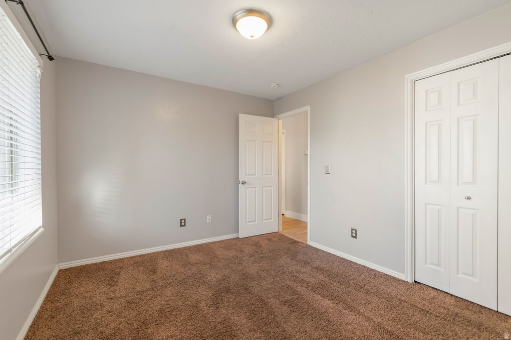 9215 S JEFFERSON CV Sandy, UT 84070