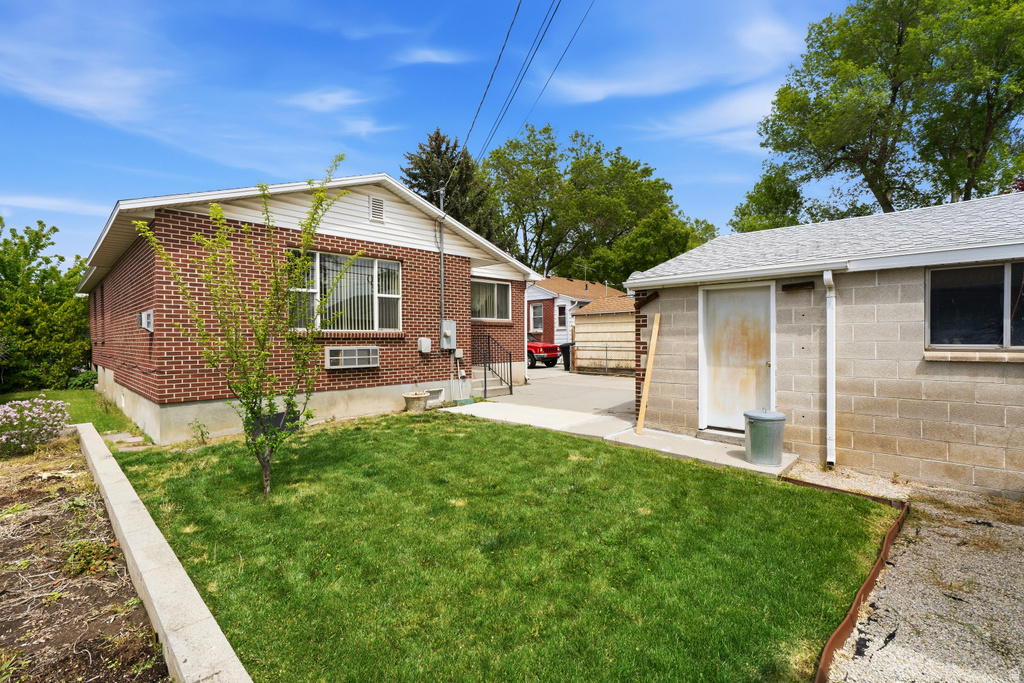 718 E ELGIN AVE Millcreek, UT 84106