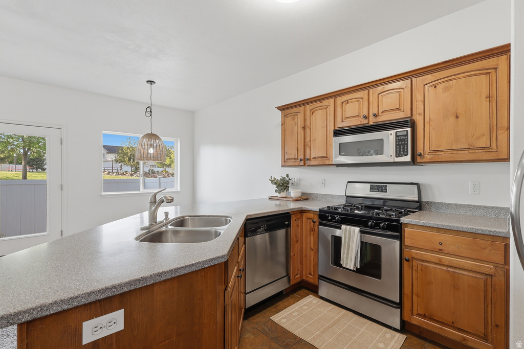 1592 W WYNVIEW LN South Jordan, UT 84095