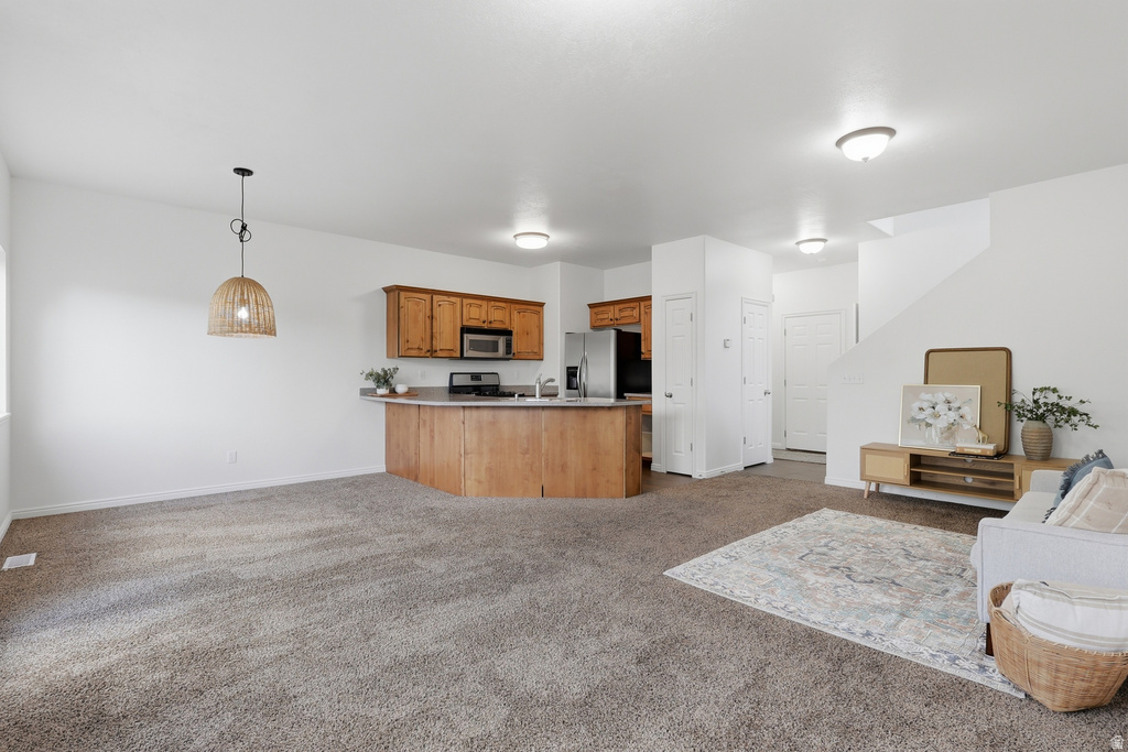 1592 W WYNVIEW LN South Jordan, UT 84095