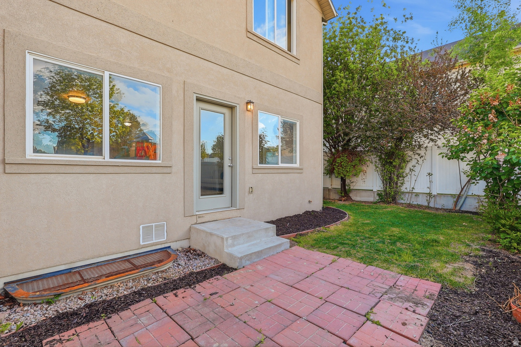1592 W WYNVIEW LN South Jordan, UT 84095