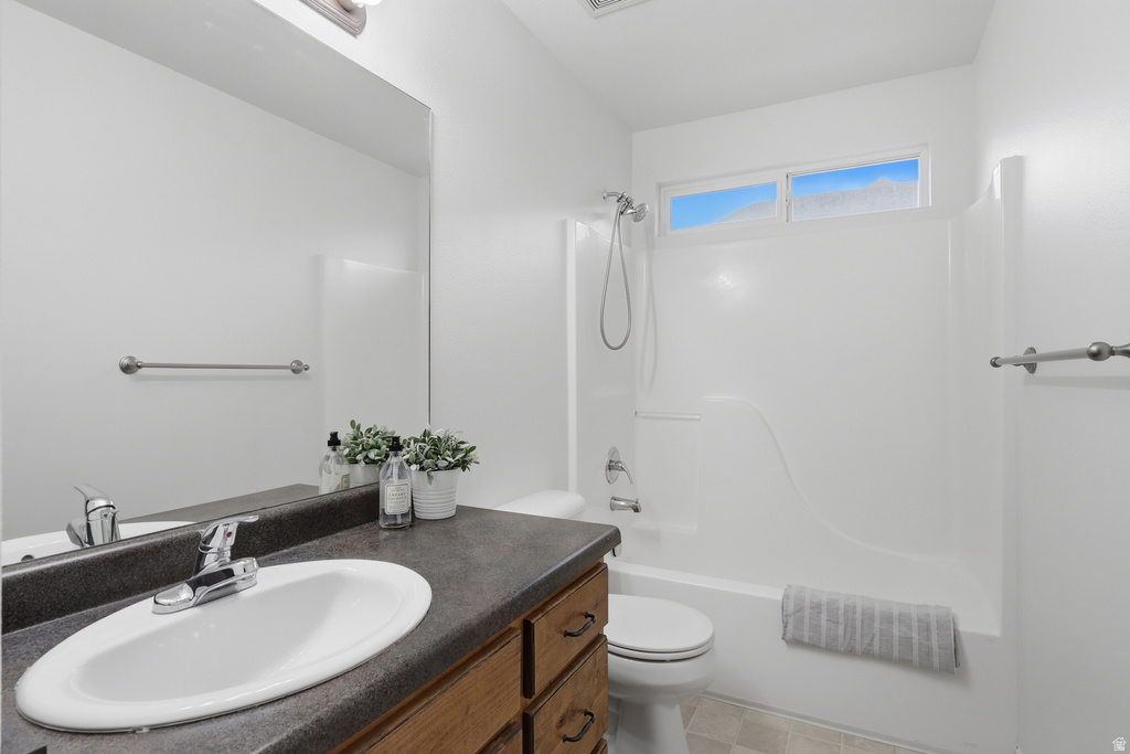 1592 W WYNVIEW LN South Jordan, UT 84095