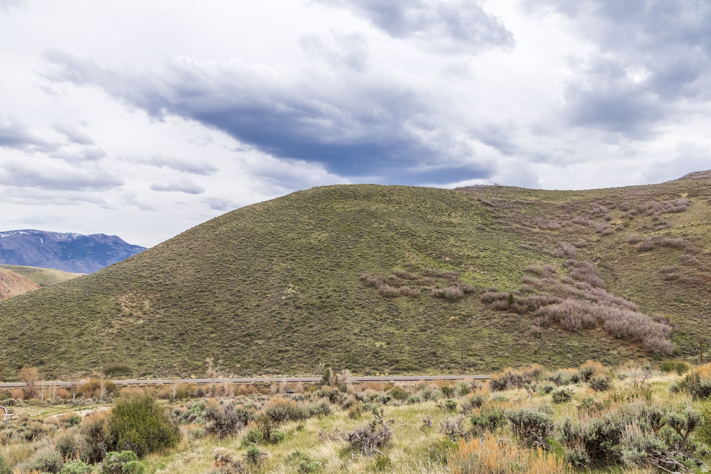 6325 N ELK RIDGE RD Peoa, UT 84061