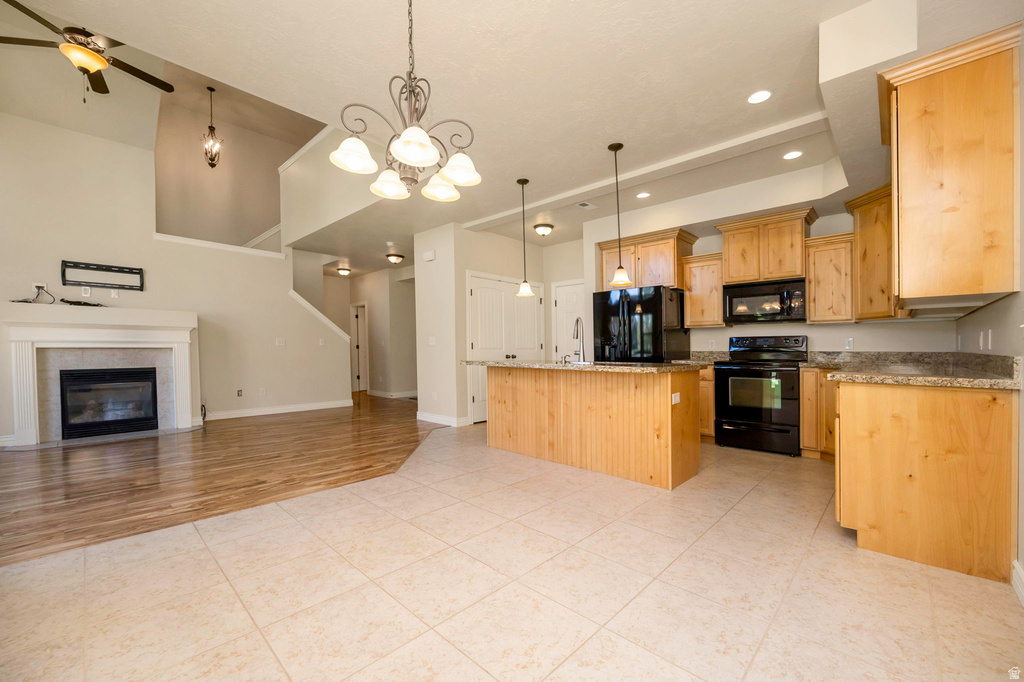 724 W MYSTIC BROOK WAY WAY South Jordan, UT 84095