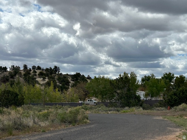 685 W 325 N Escalante, UT 84726