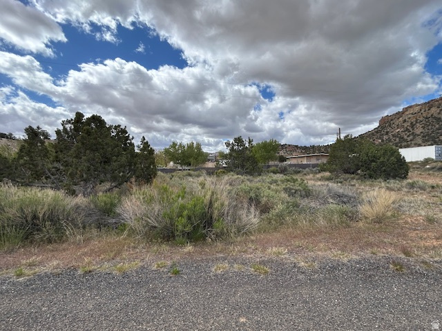 685 W 325 N Escalante, UT 84726
