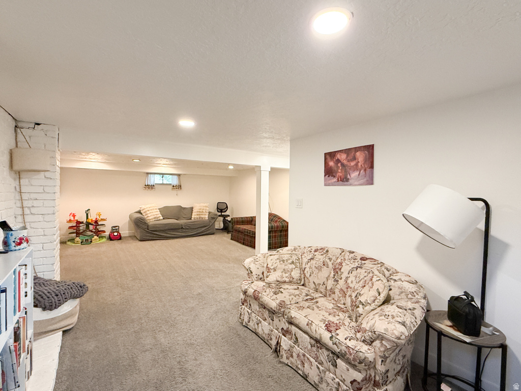 684 E 2650 N North Ogden, UT 84414