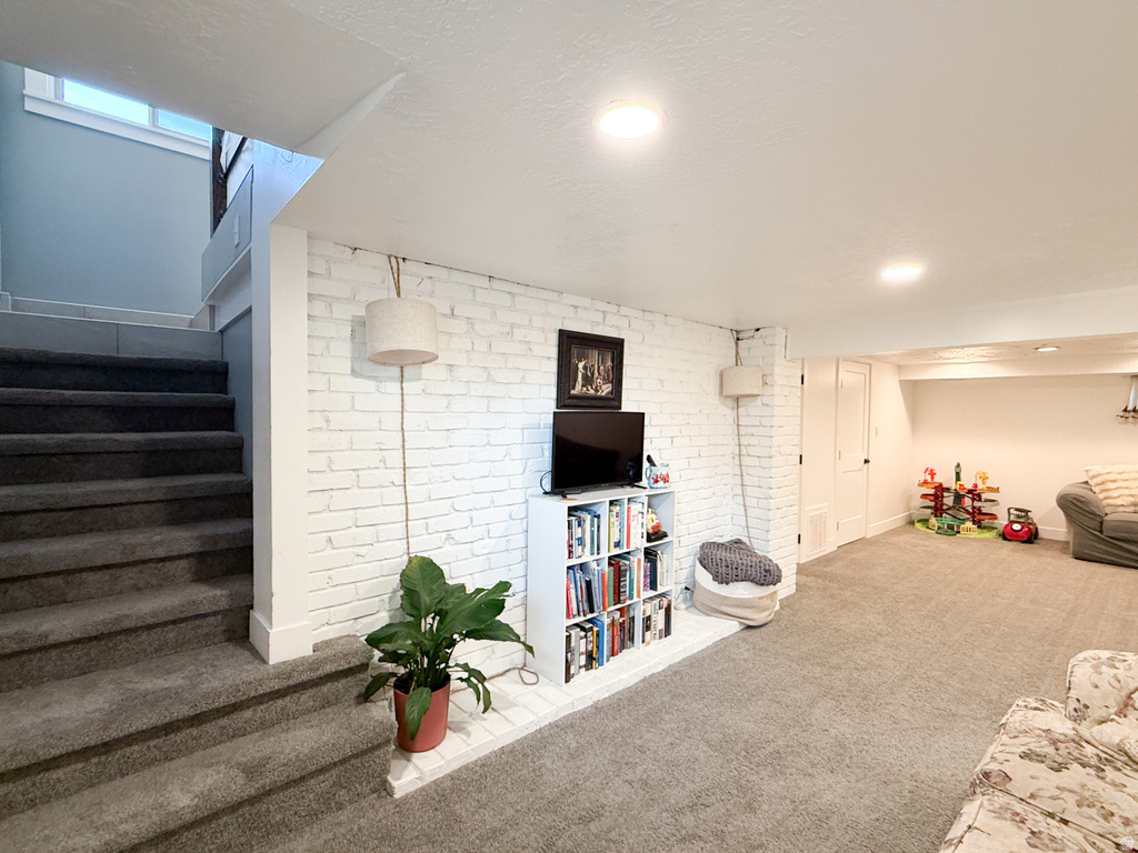 684 E 2650 N North Ogden, UT 84414
