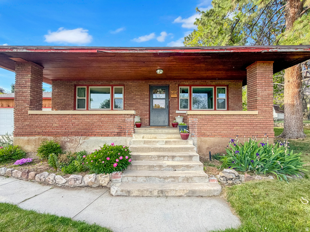 684 E 2650 N North Ogden, UT 84414