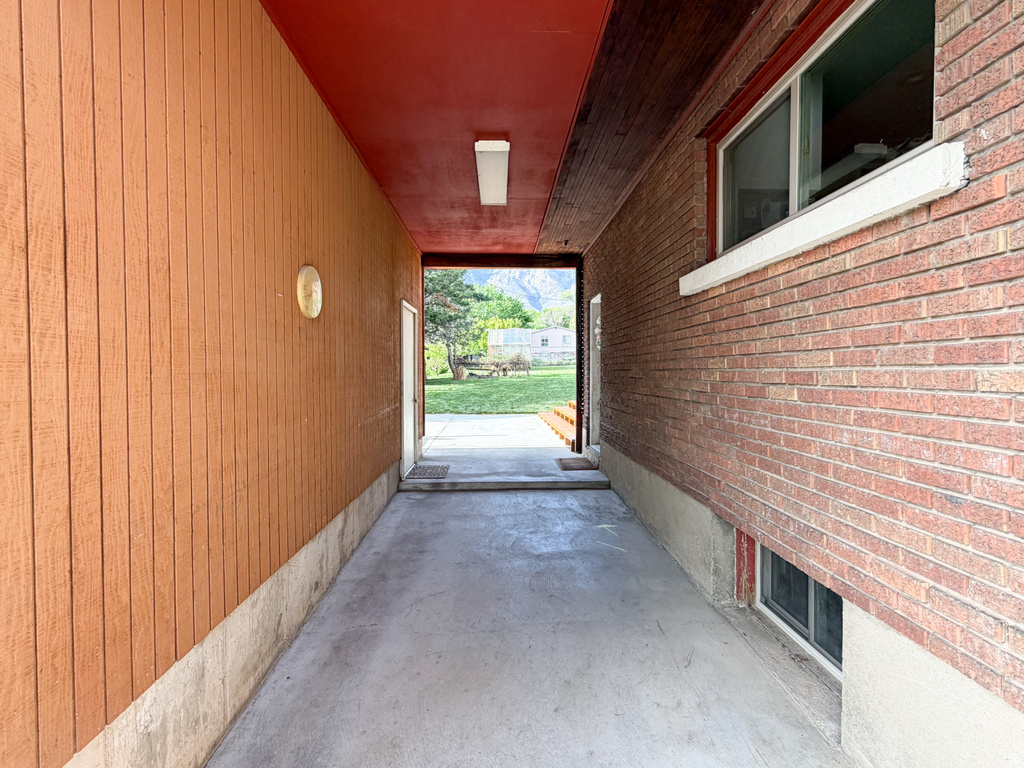 684 E 2650 N North Ogden, UT 84414