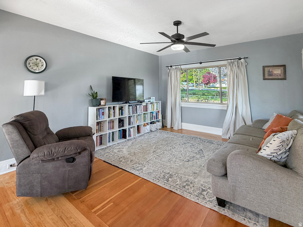 684 E 2650 N North Ogden, UT 84414