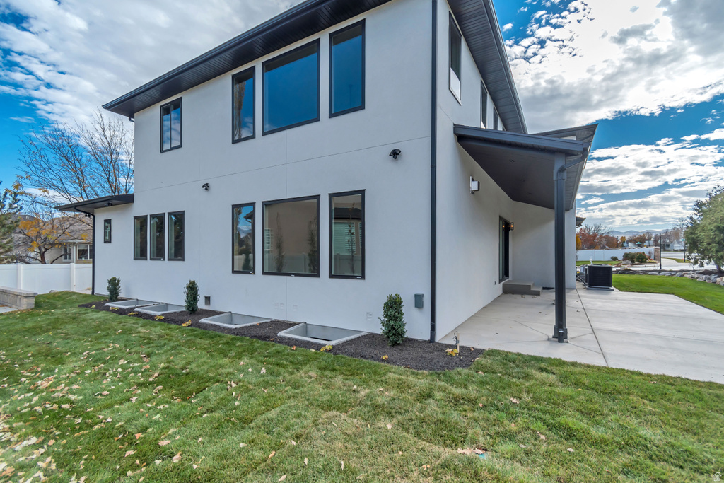 3168 W CHALK CREEK South Jordan, UT 84095