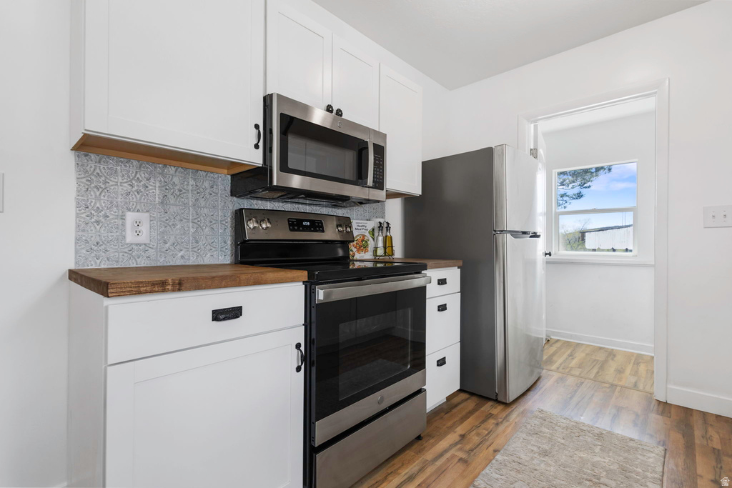 8949 W STATE HWY Copperton, UT 84006