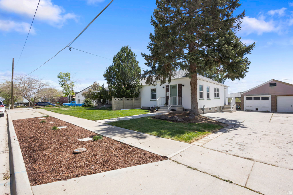 8949 W STATE HWY Copperton, UT 84006