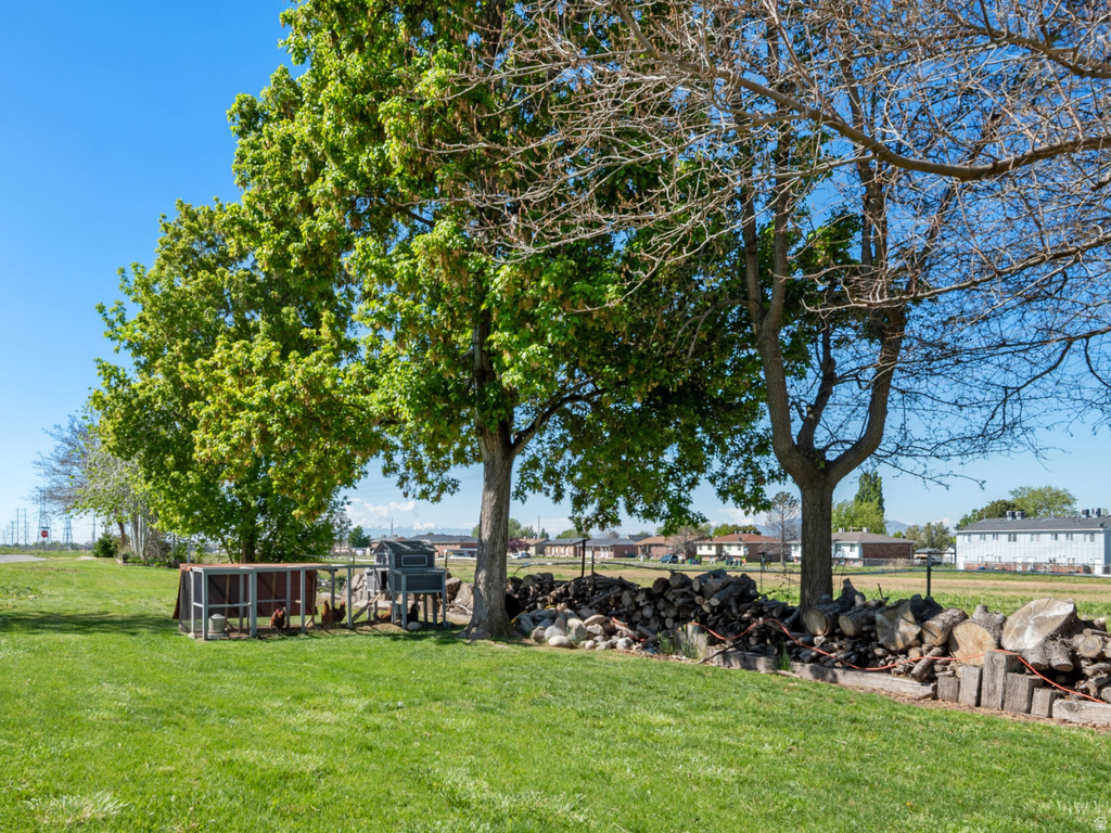 115 N 1400 W Clearfield, UT 84015
