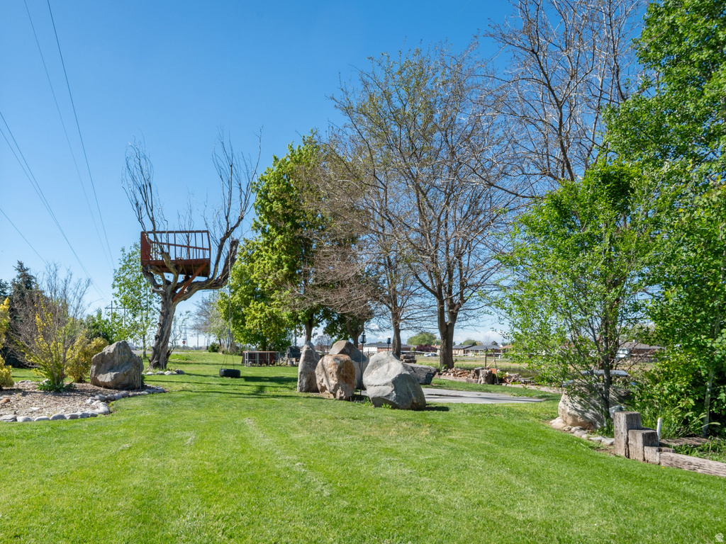 115 N 1400 W Clearfield, UT 84015