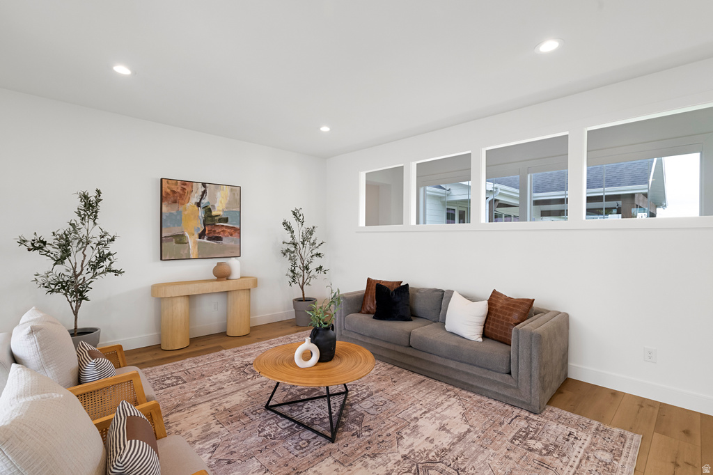 1952 COMANCHE CIR Farmington, UT 84025