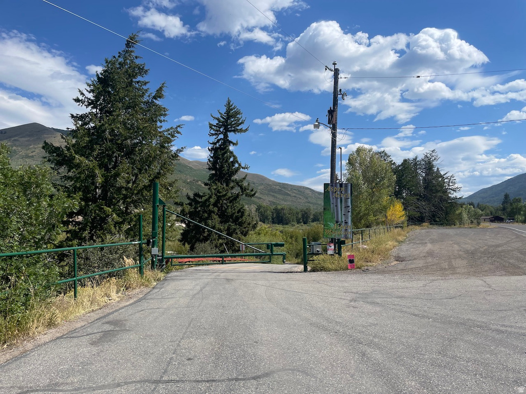 10337 N RIVER RD Oakley, UT 84055