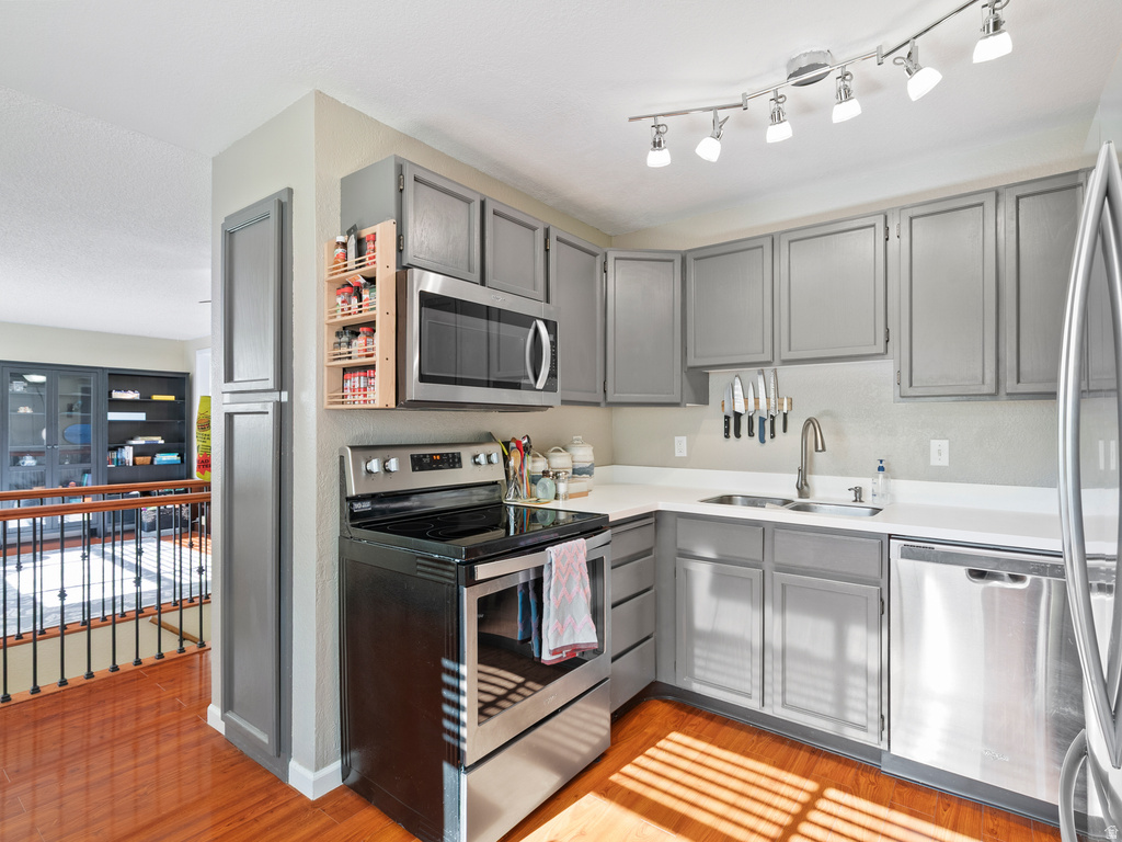 2188 E FORT-UNION BLVD #B Cottonwood Heights, UT 84121
