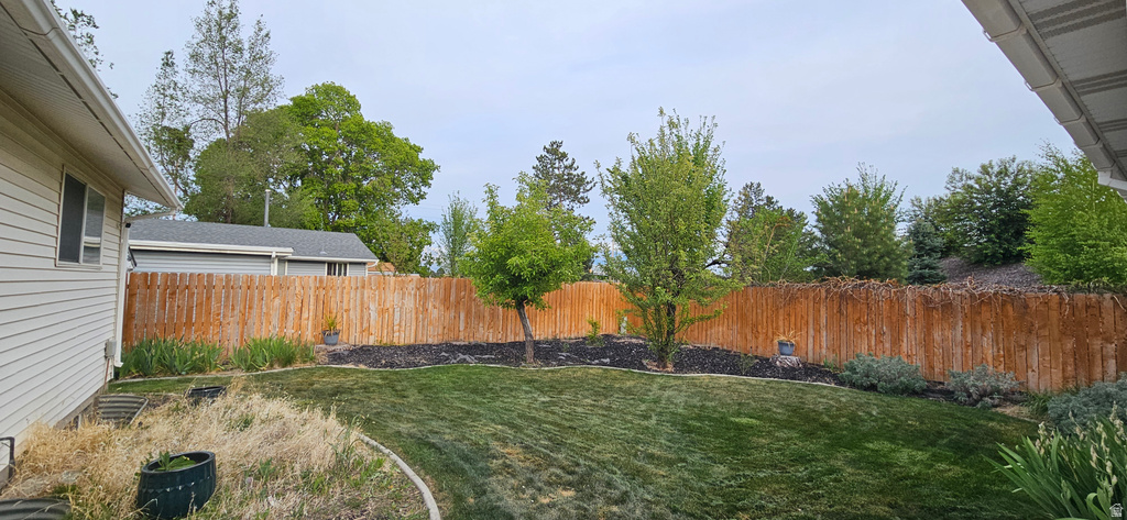 2755 W HAZELHURST DR Taylorsville, UT 84129