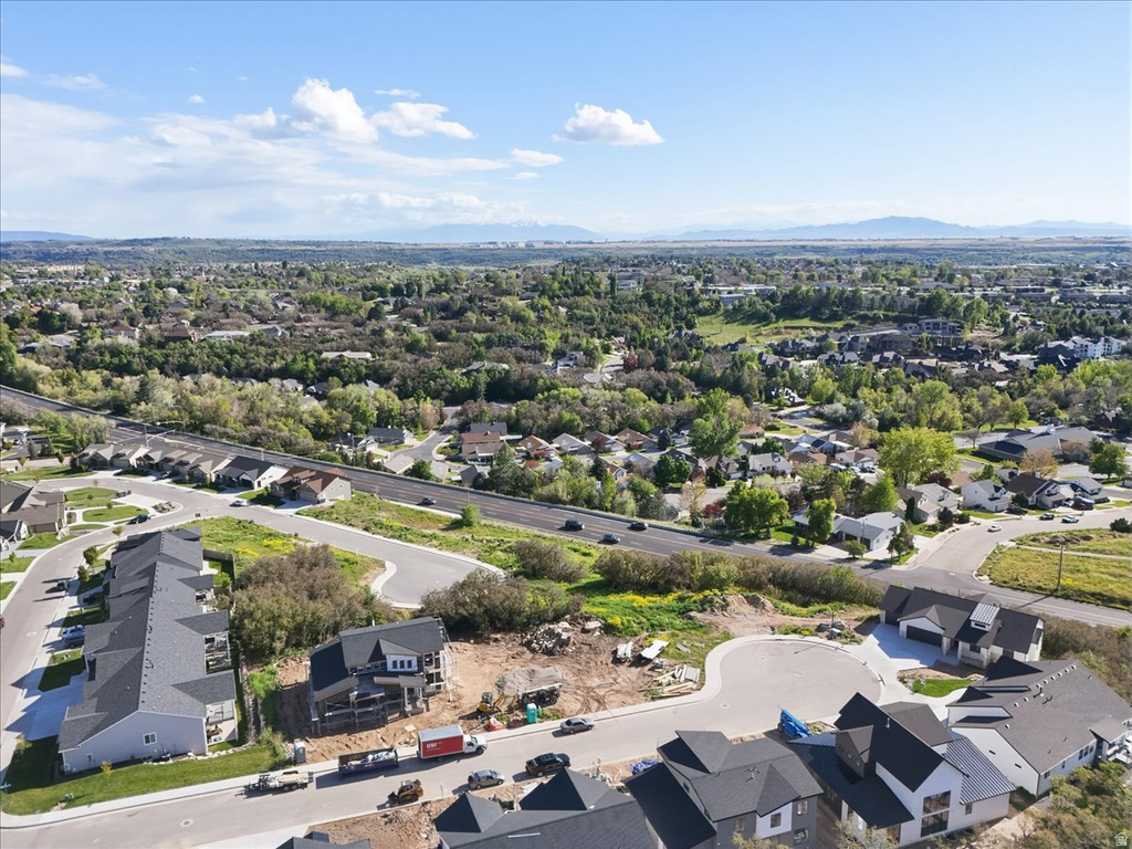 5102  SUNSET WAY Ogden, UT 84403